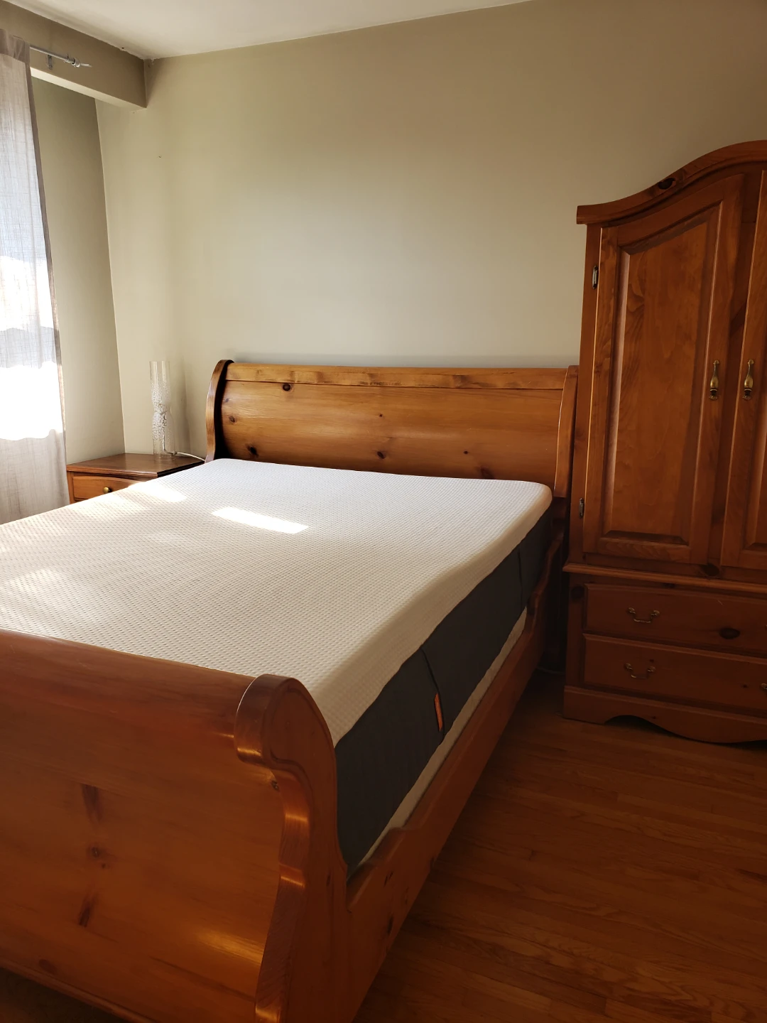 Solid Oak Sleigh Bed set - photo 2