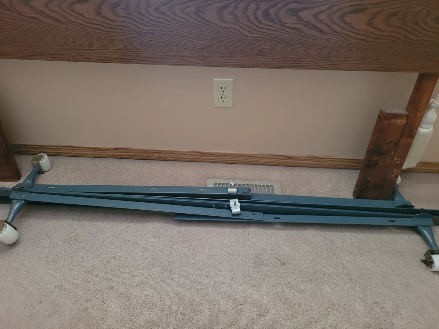 Oak Headboard with Metal Bed Frame - photo 4