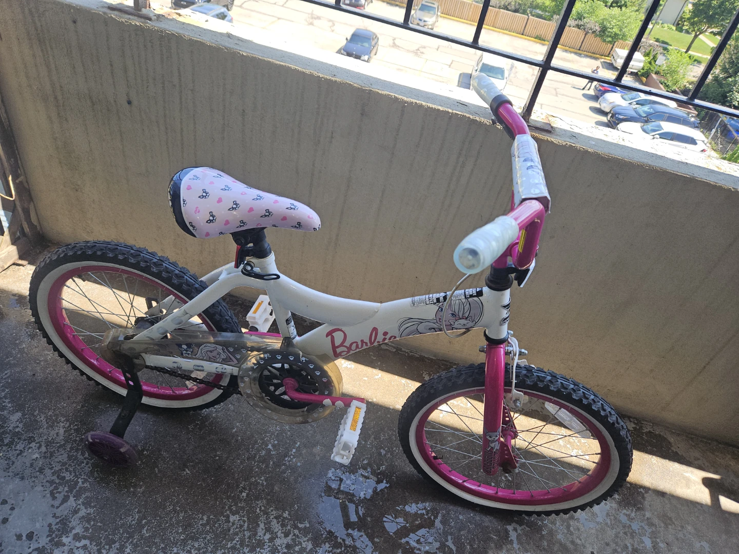 Girls Barbie Bike 16 inches