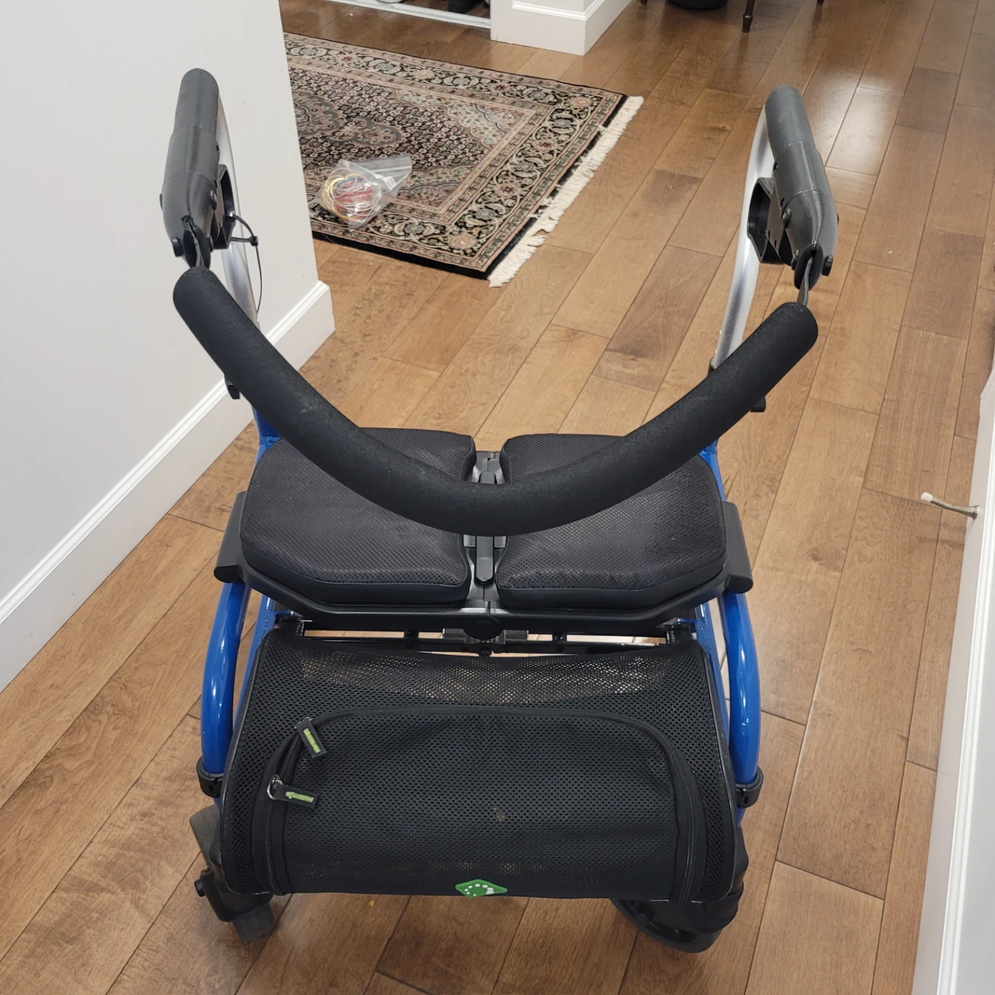 EVOLUTION TRILLIUM ROLLATOR-CABLELESS