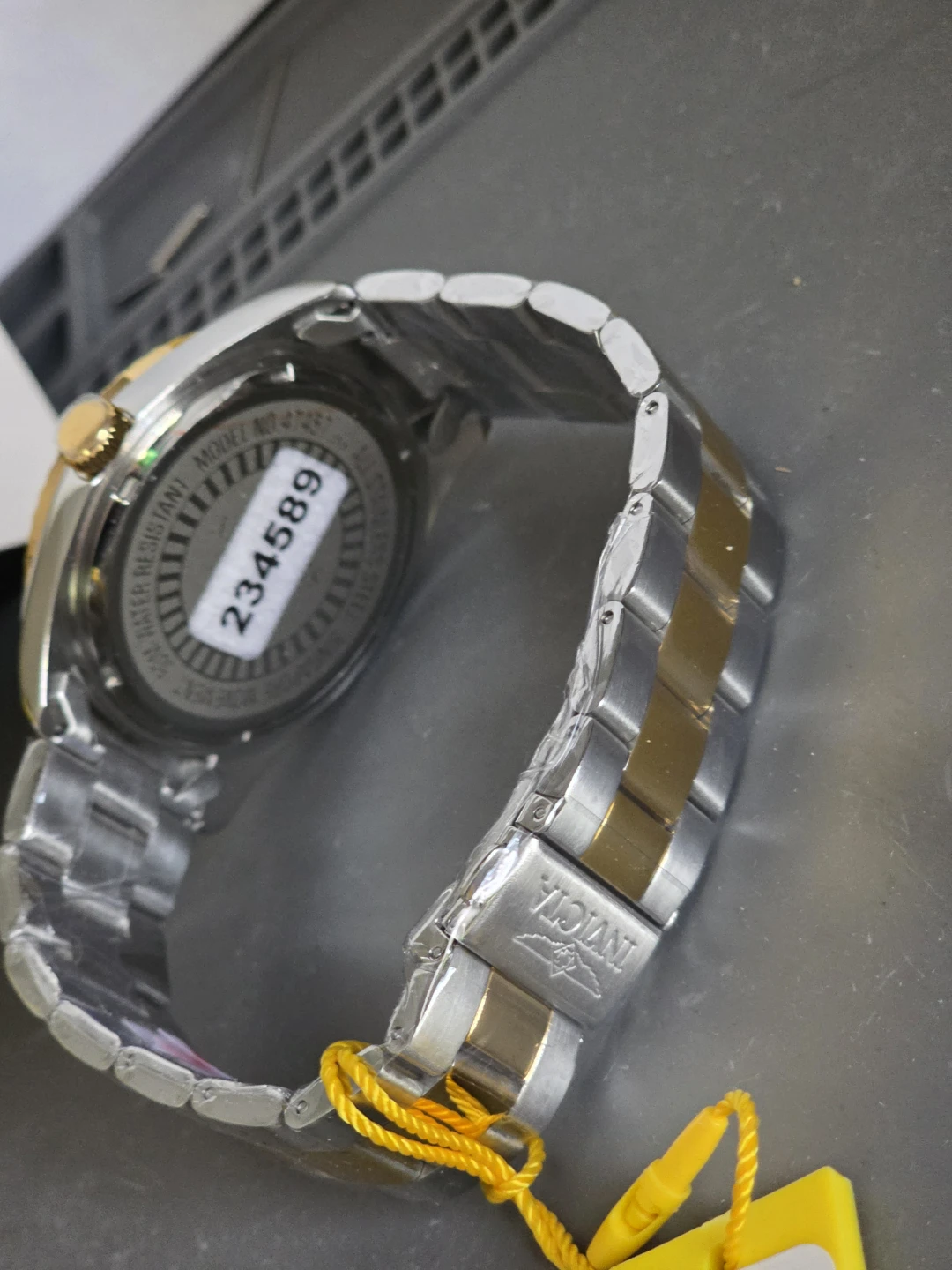Authentic Invicta 47457 Quartz, Gold Dial Stainless Steel 43mm - photo 5