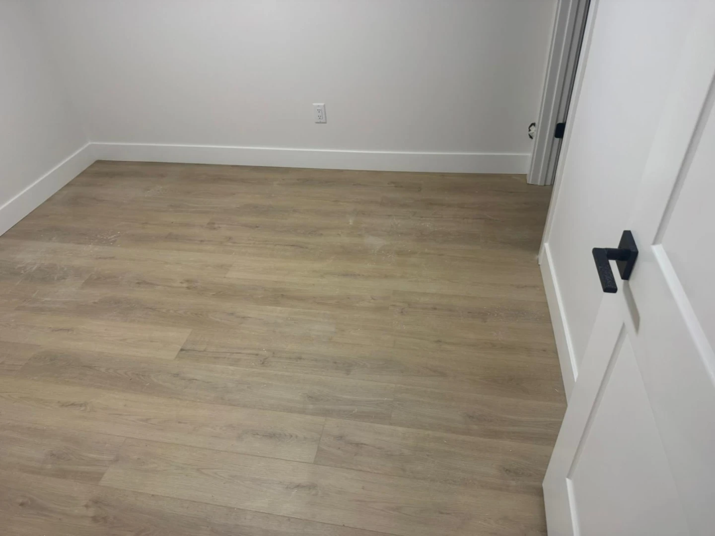 BRAND NEW BASEMENT SUITE FOR RENT - photo 5