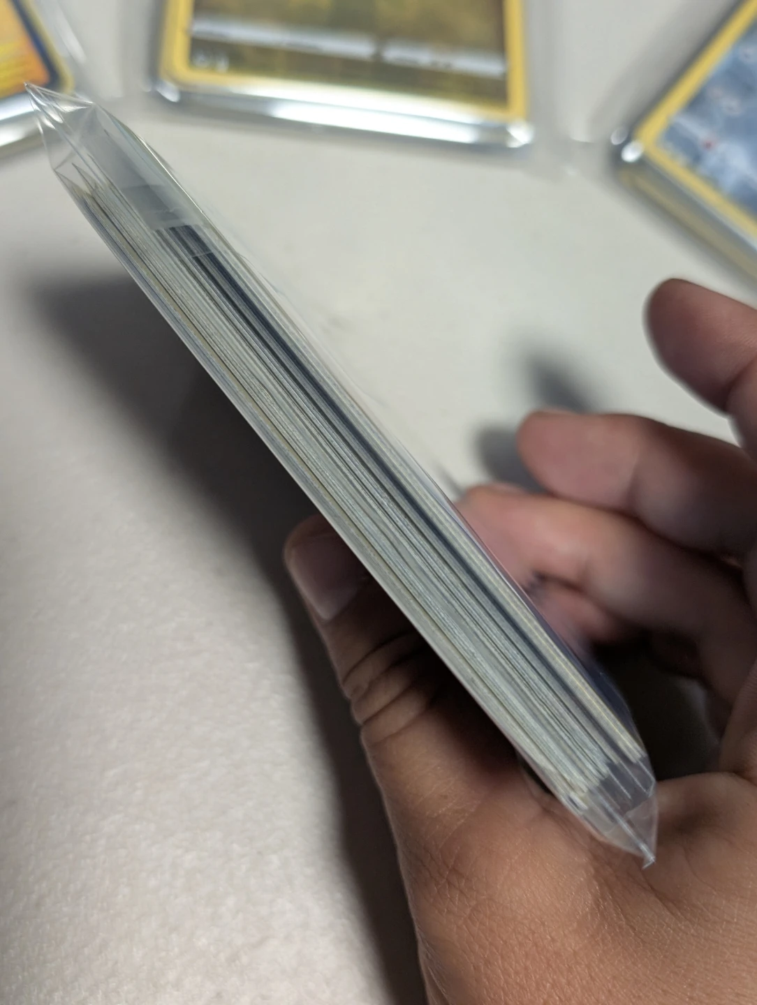 30 Assorted Pokemon Cards - 151 Exclusives - photo 2