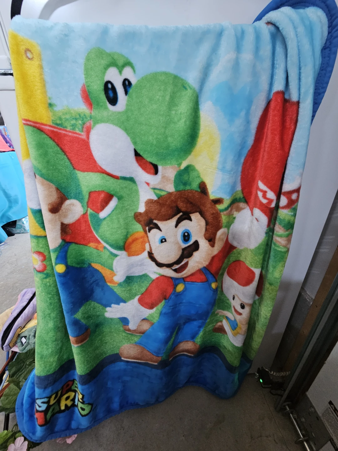 Super Mario & Yoshi Throw Blanket