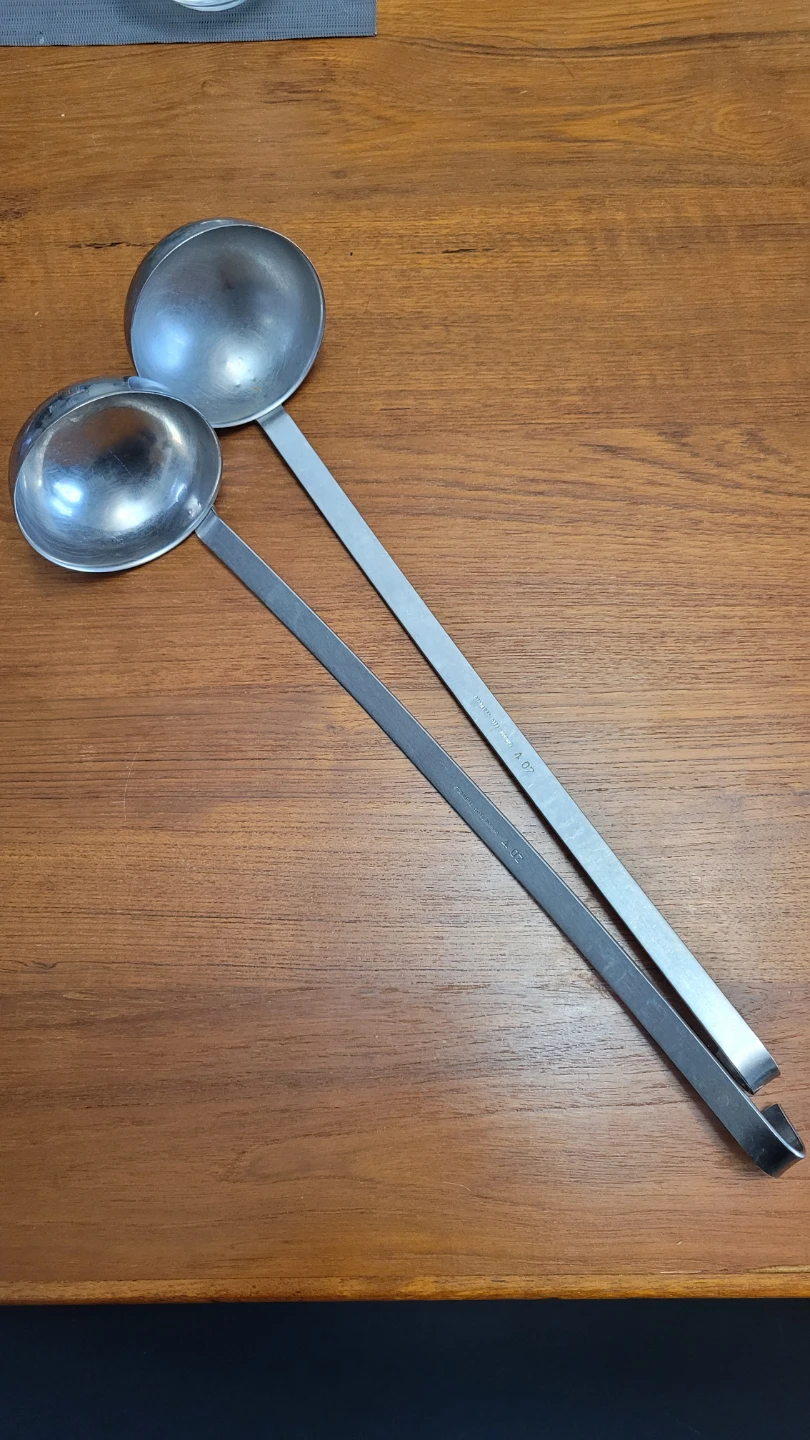 Free! 2 Ladles