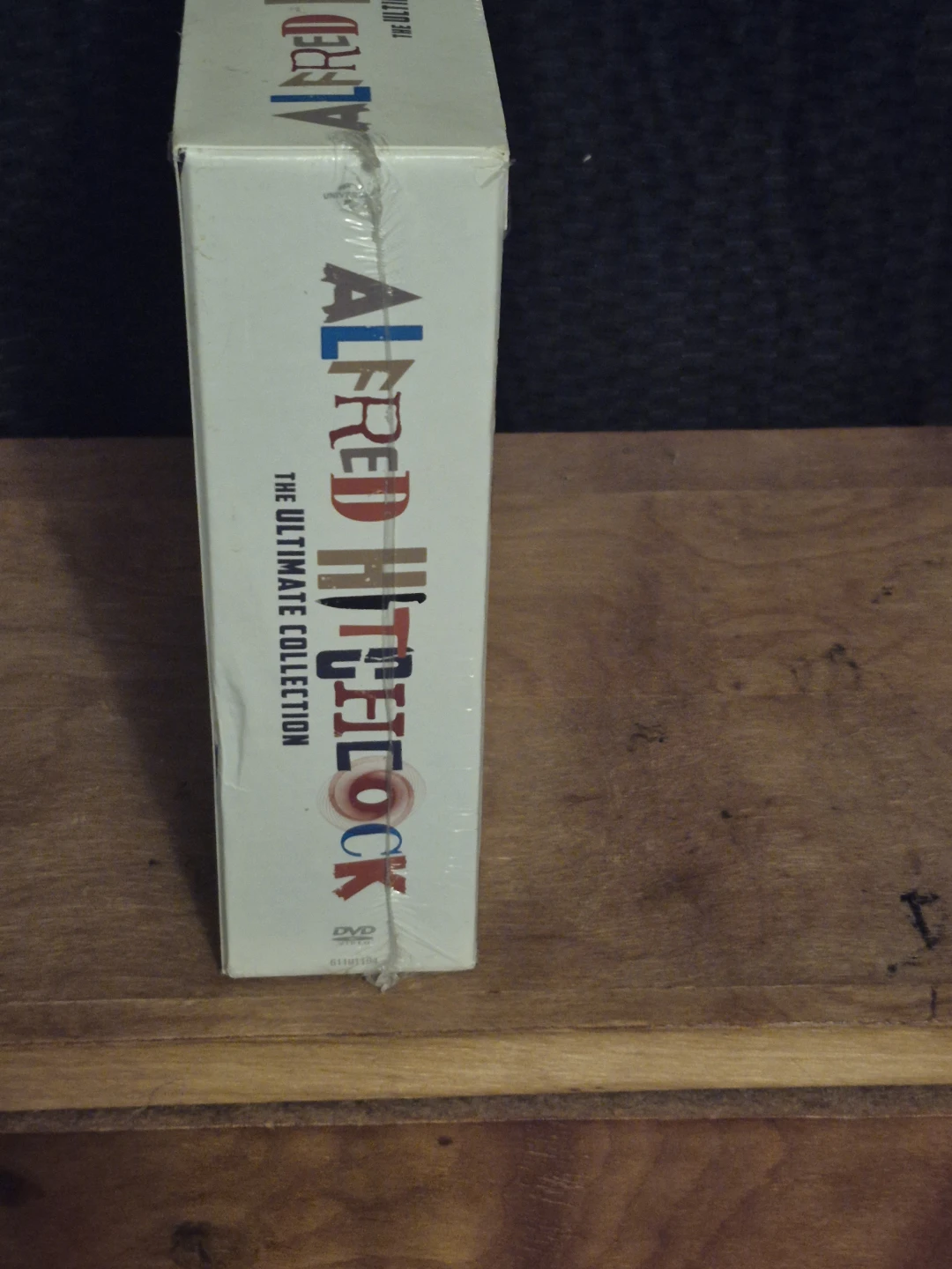 Sealed, Alfred Hitchcock DVD Collection - photo 2
