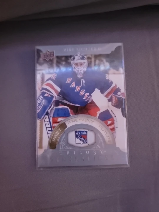 Assorted Sports Trading Cards - Hockey & Football - photo 5