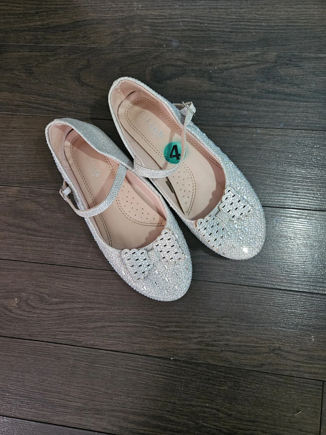 Link Comfort Girls Dress Shoes