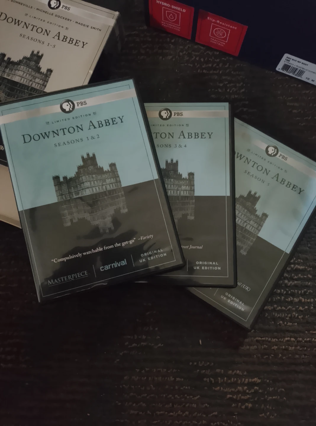 Downton Abbey Seasons 1-5 Limited Edition DVD Box Set - photo 4