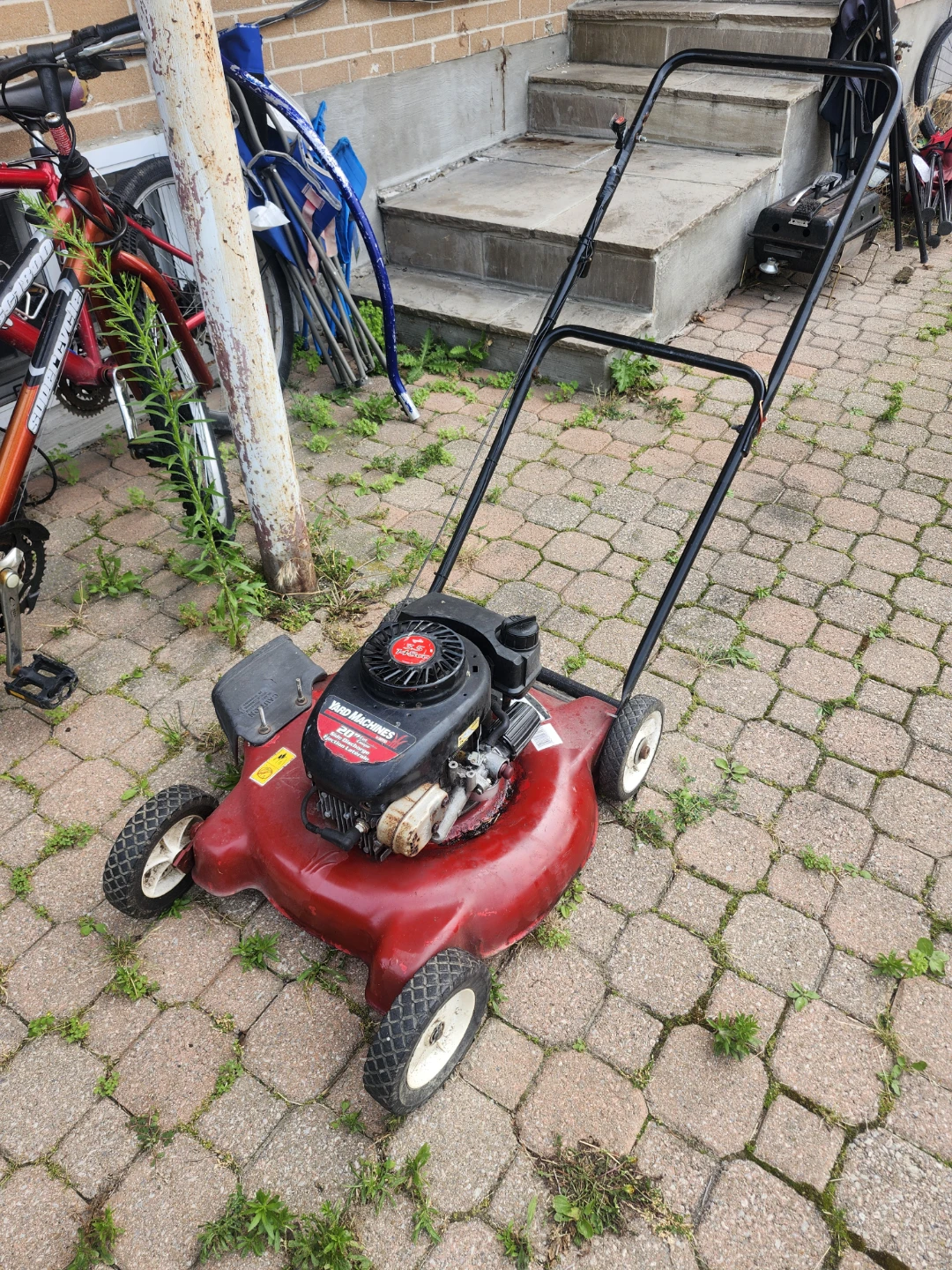 Yard Machines 20" Lawnmower