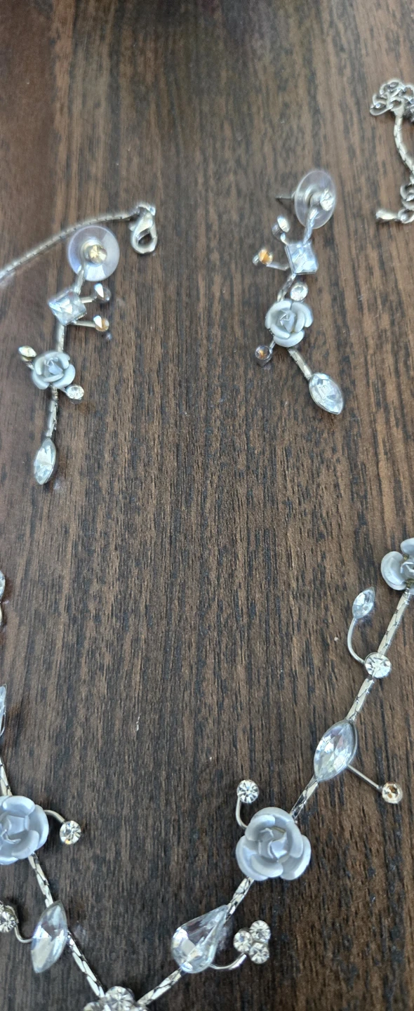 Silver Tone Floral Necklace and Earring Set - photo 3