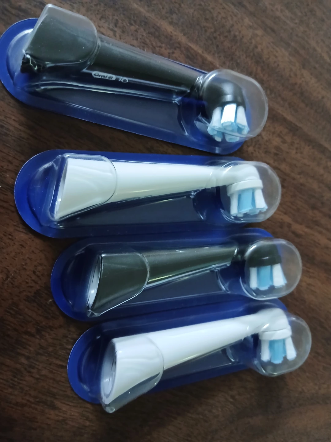 Oral-B Electric iO Toothbrush 4 Replacement Heads