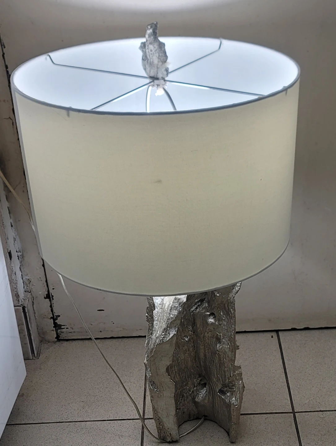 Driftwood Accent Lamp - photo 3