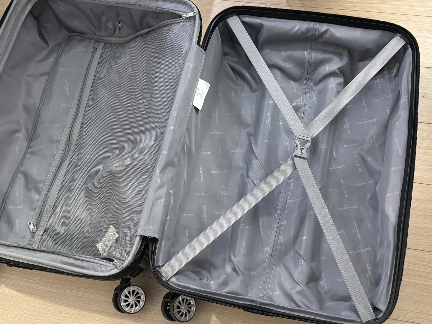 Samsonite Silver Medium Luggage - photo 4