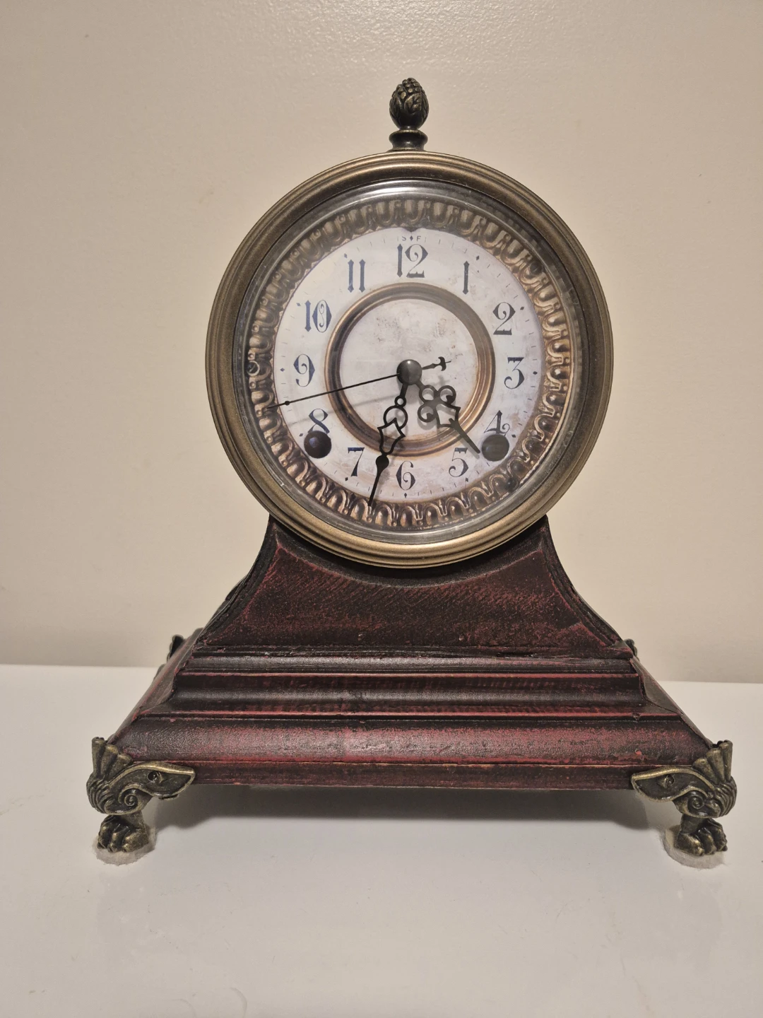 Vintage Mantel Clock 🕰 with Duracell Battery