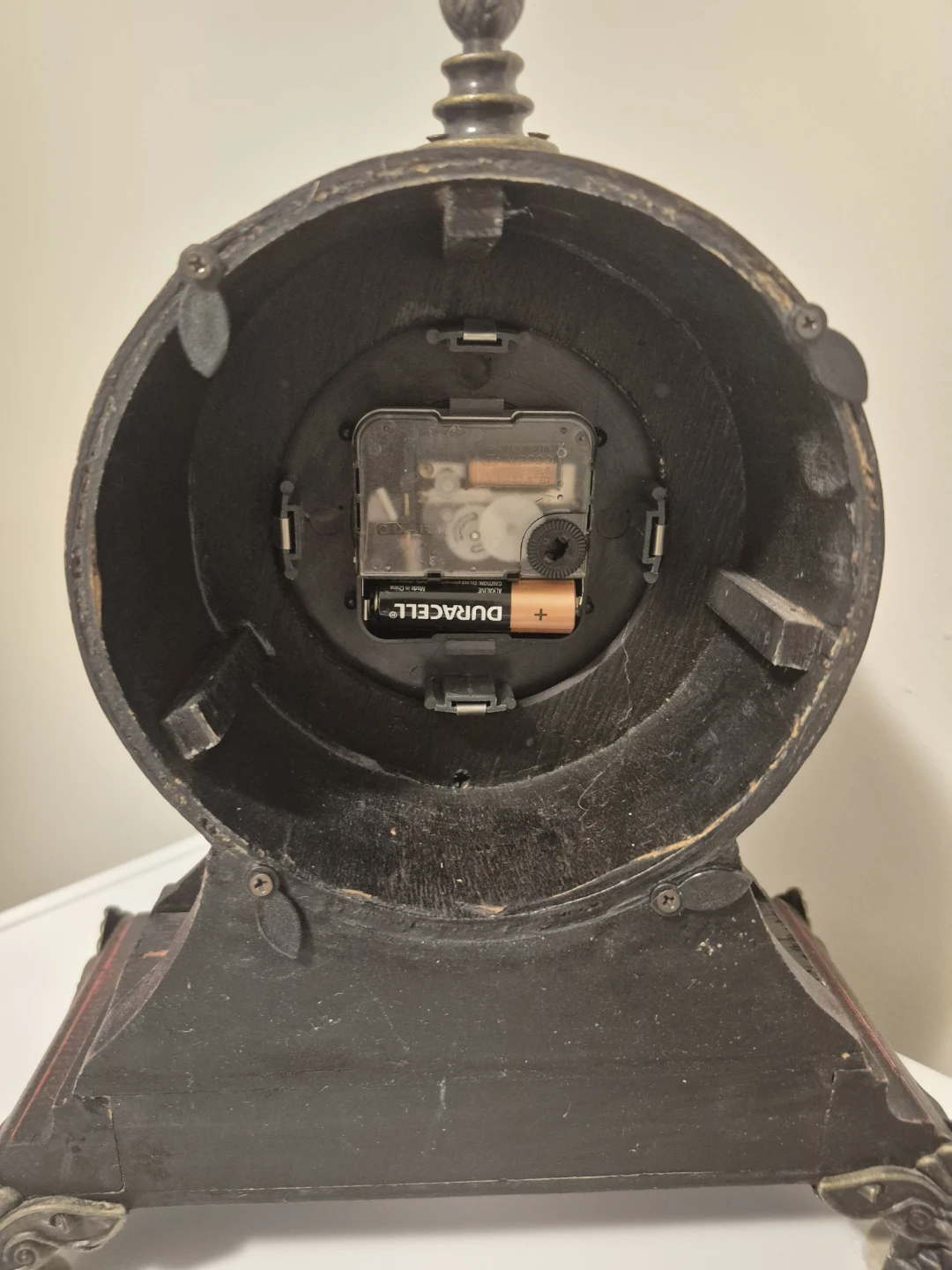 Vintage Mantel Clock 🕰 with Duracell Battery - photo 4