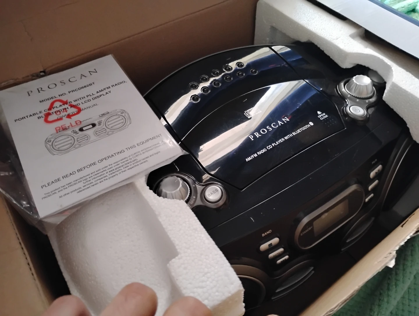 Proscan Portable Bluetooth CD Boombox with AM/FM Radio - photo 2