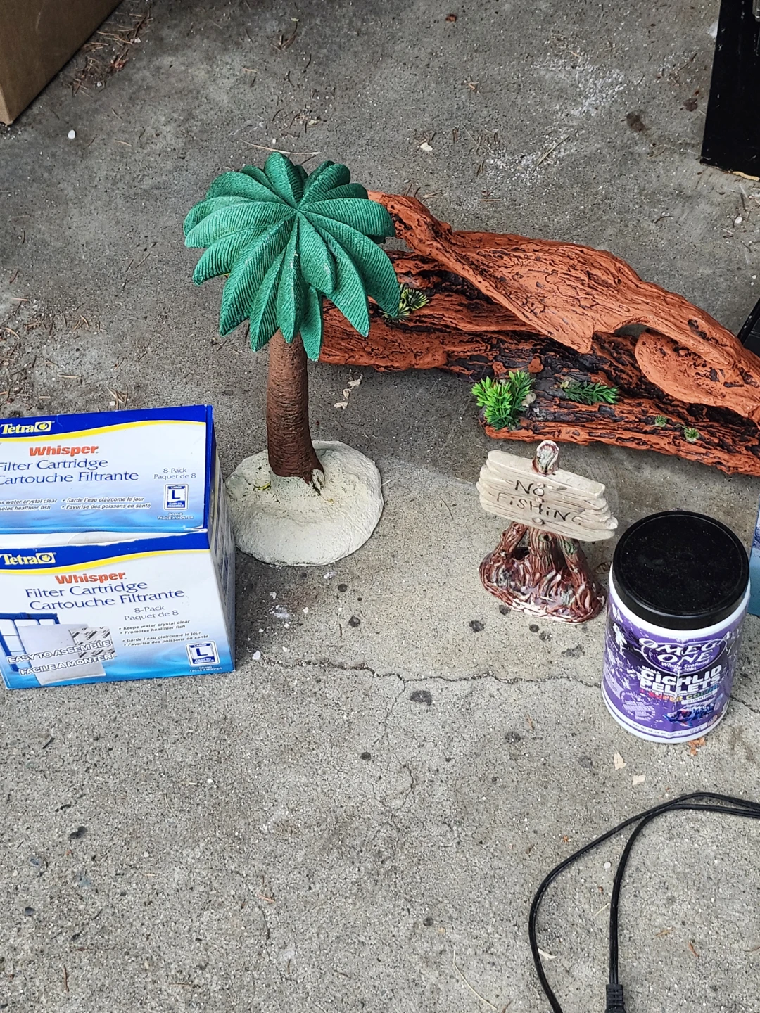 Aquarium Tank and Supplies - photo 4