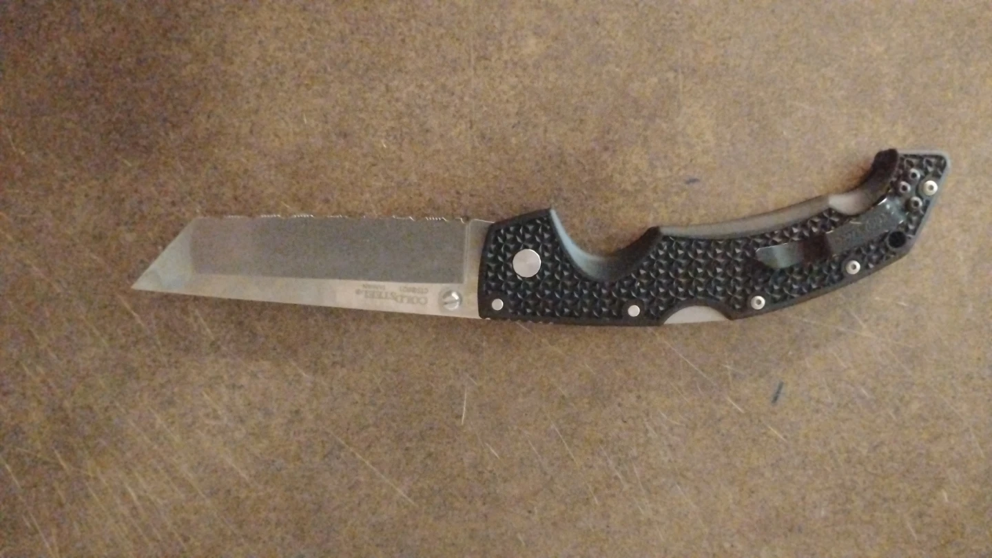 Folding Knife ColdSteel