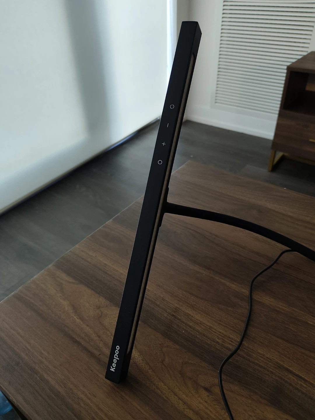 Keepoo Adjustable LED Desk Lamp - photo 2