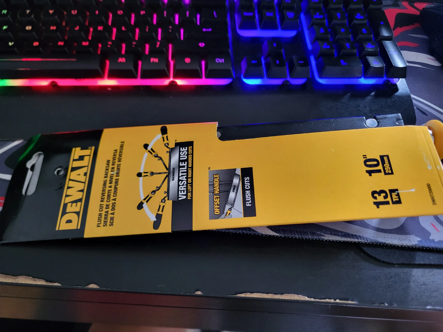 DEWALT Flush Cut Saw 13" 10 TPI - photo 2