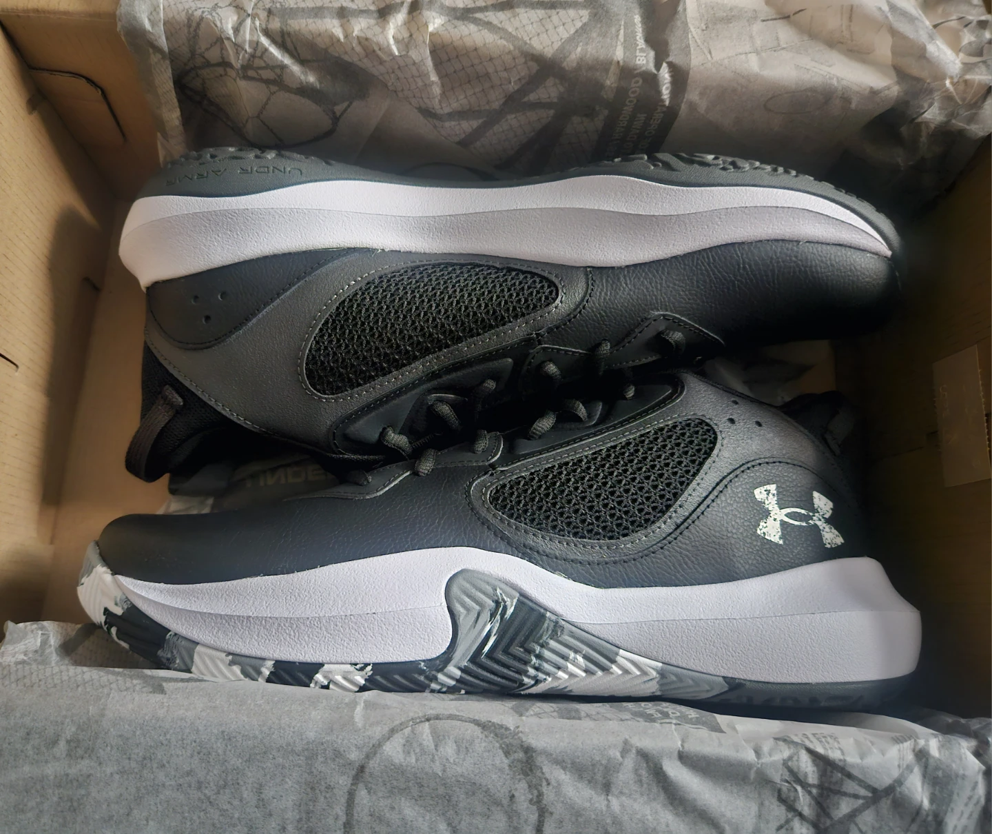 Under Armour UA Lockdown 6 Men's Basketball Shoes Size 13