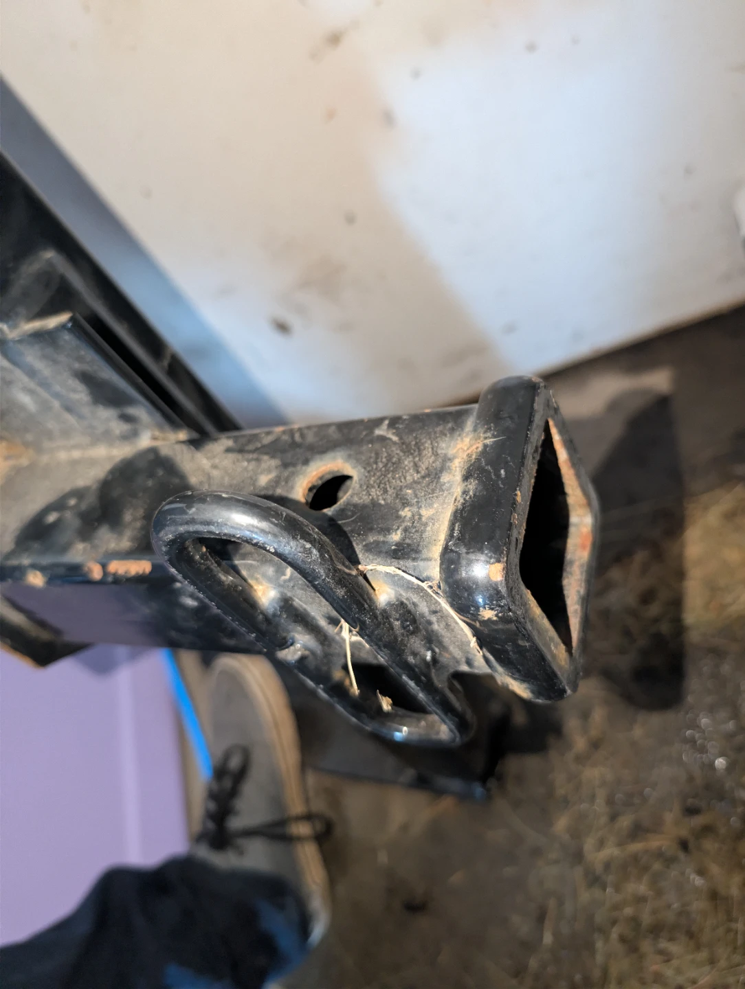 CURT Hitch Receiver Mount - photo 2