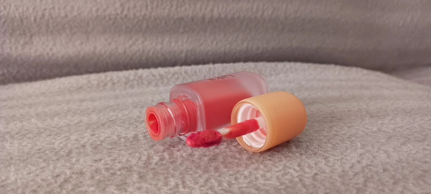 Laka fruity glam lip tint| 138 - photo 4