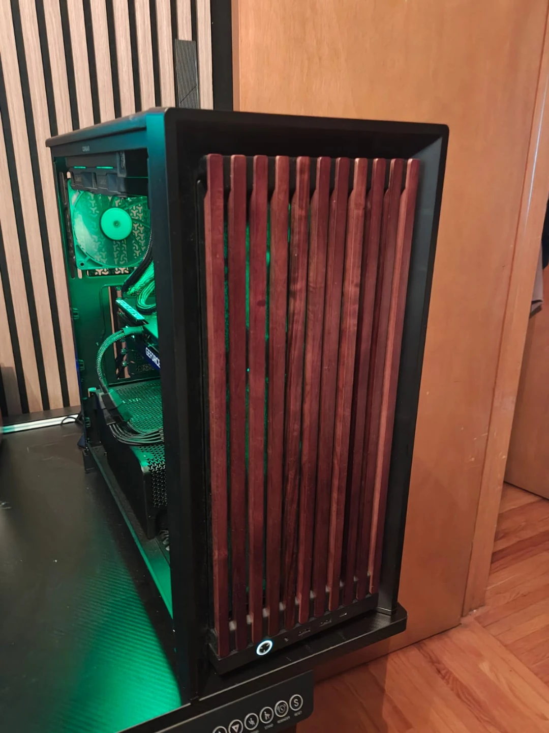 Custom Gaming PC - photo 2