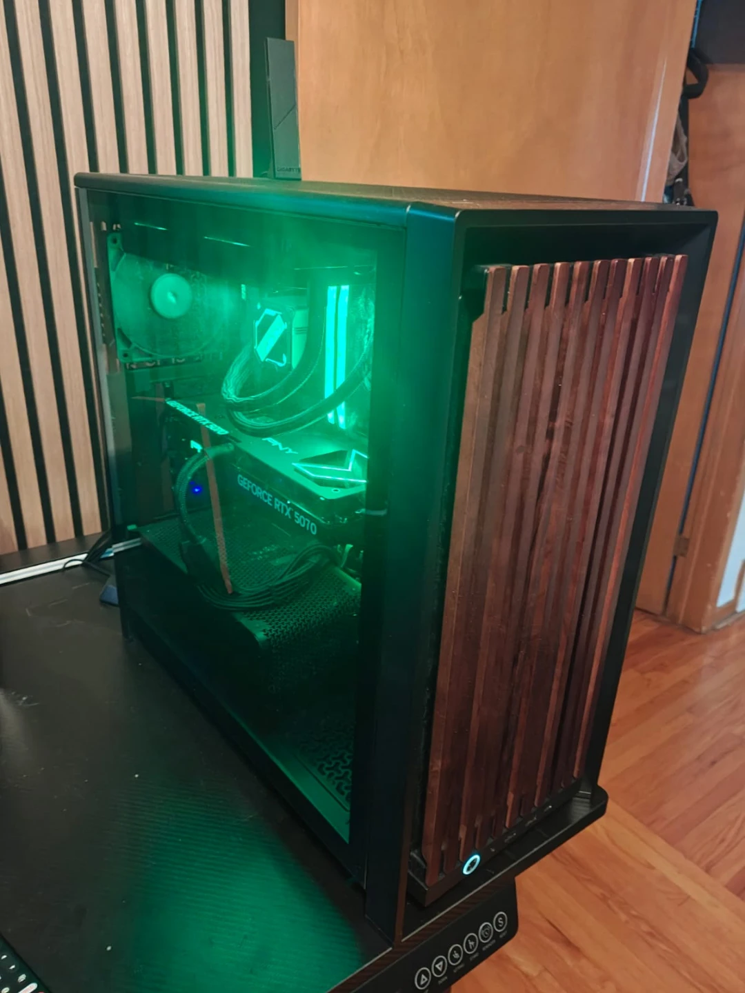 Custom Gaming PC - photo 4