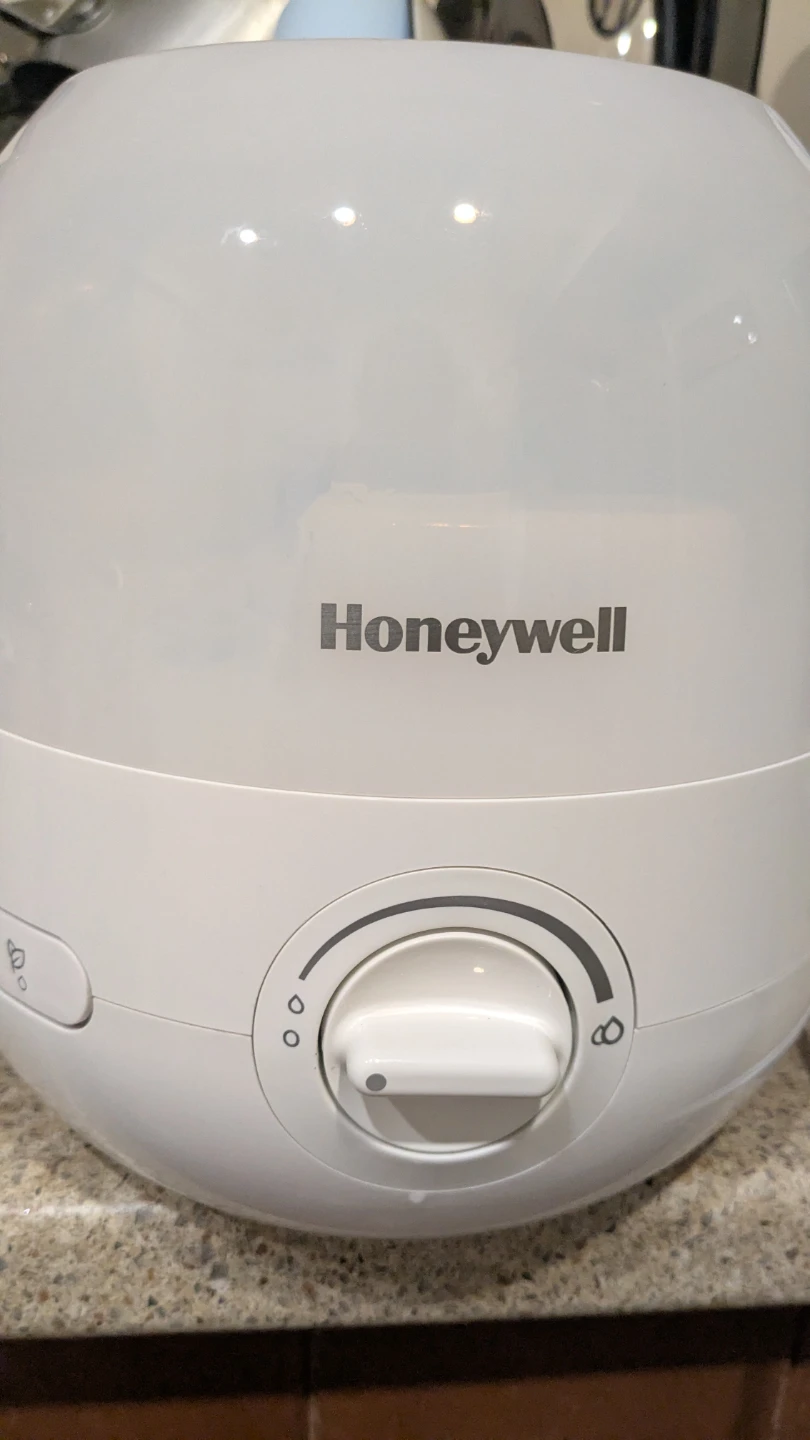 Moving Sale - Wardrobe, Kettle, Iron& Humidifier