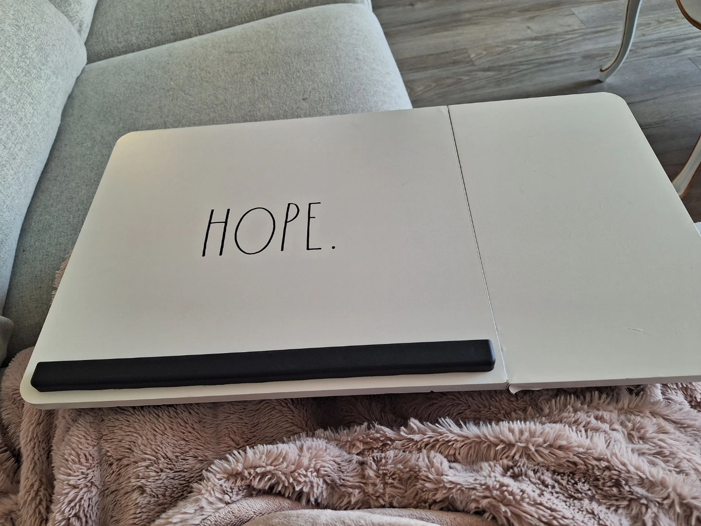 Rae Dunn "HOPE" Lap Desk - photo 3