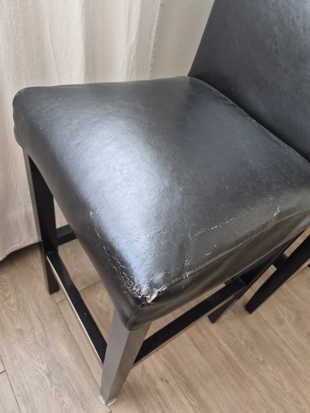 Set of 2 Black Faux Leather Bar Stools - photo 2