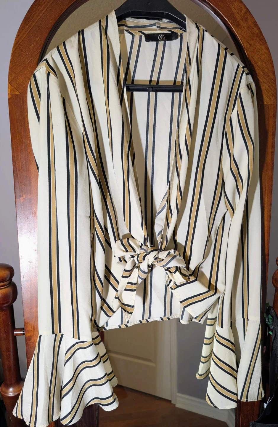 Missguided Striped Tie-Front Blouse