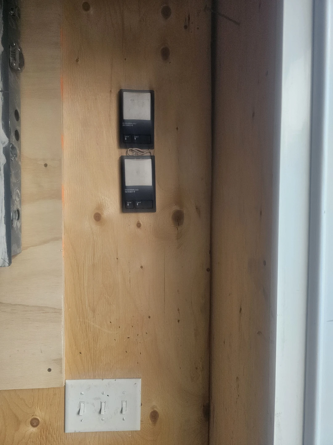 Oversized garage for rent - photo 3