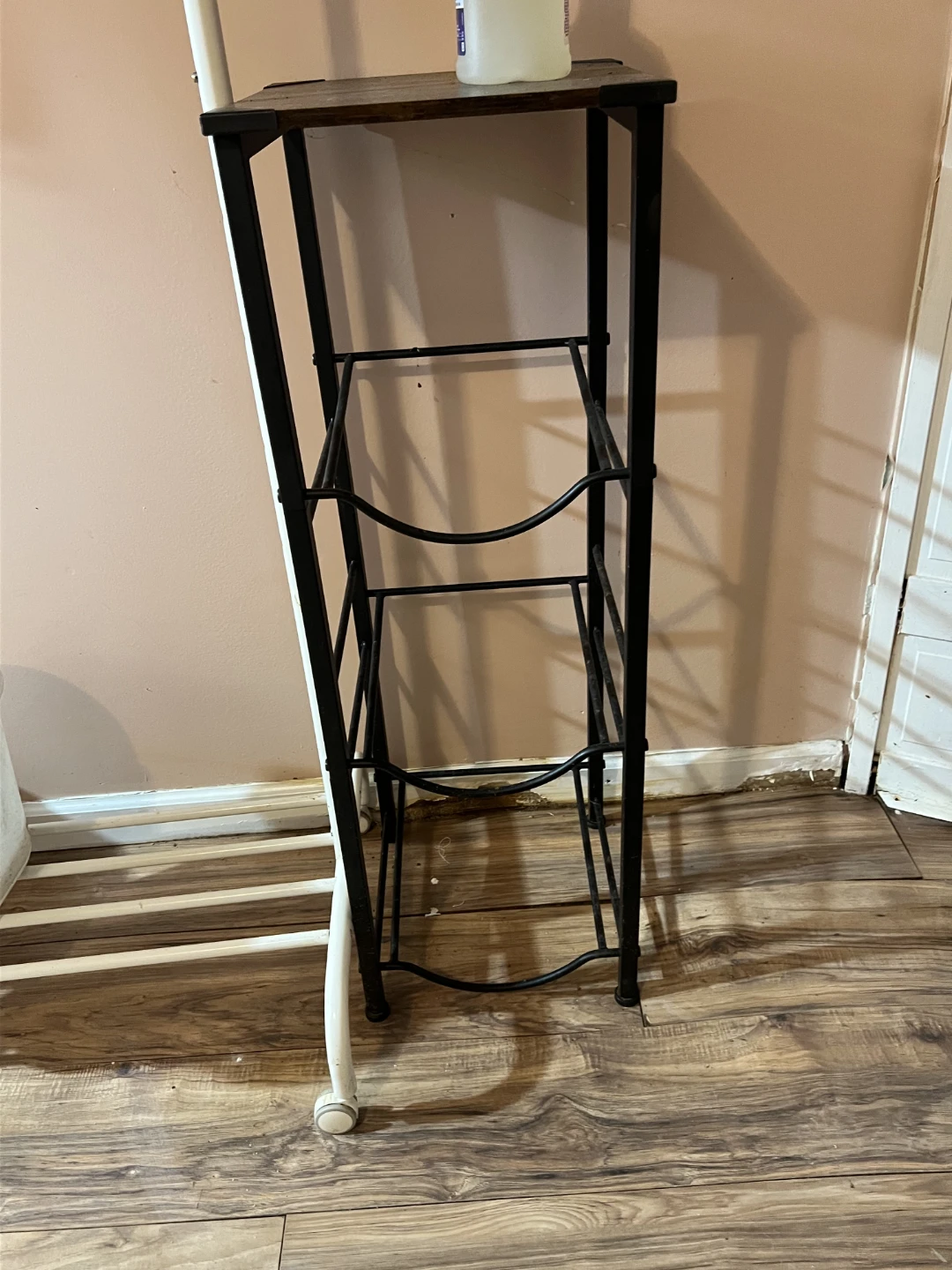 Metal Water Jug Rack Stand