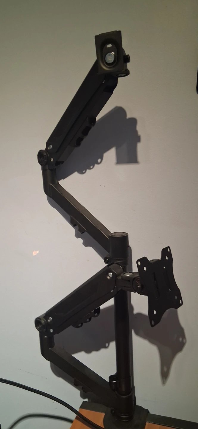 Double monitor arm