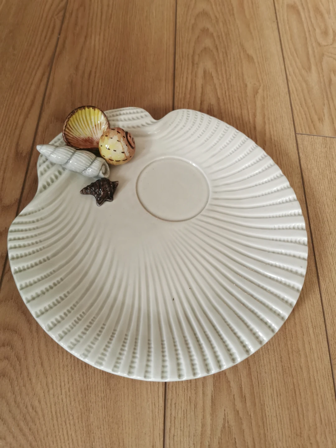 Set of 4 Seashell Shaped Dessert Plates - photo 3