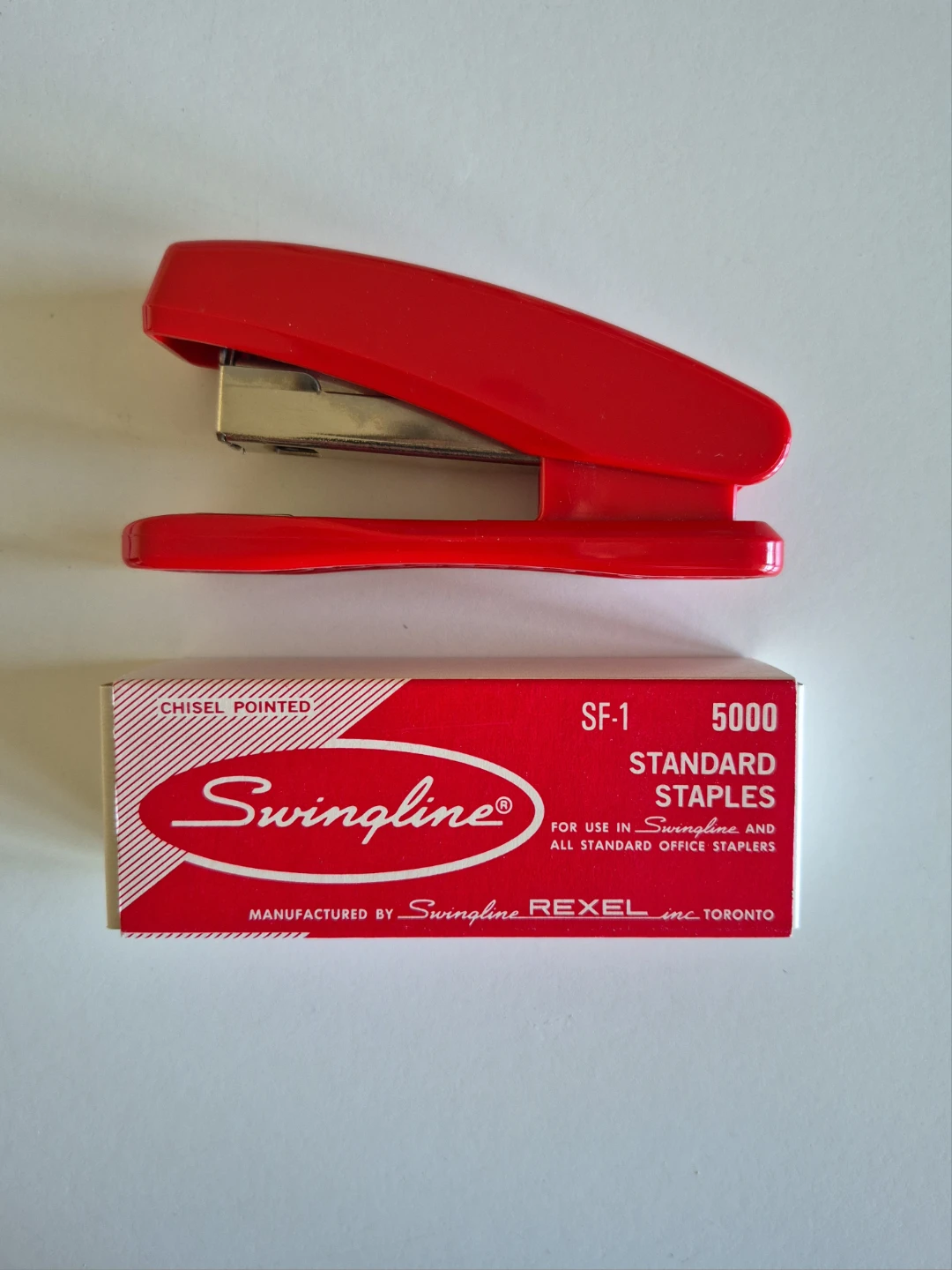 Stapler (Red) ➕ Full Box Staples (Swingline)