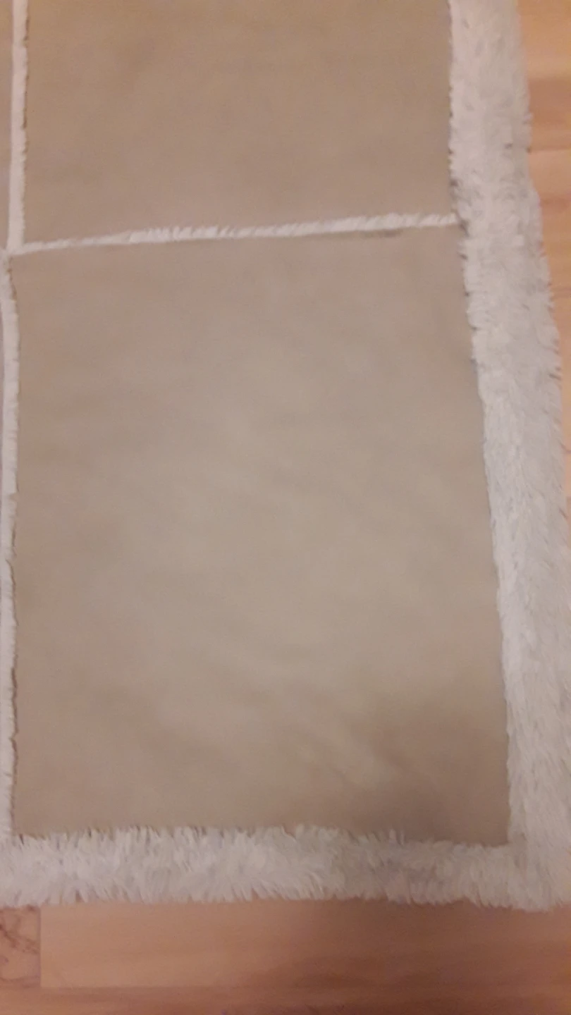 Light Beige Faux Sheepskin Rug - photo 2