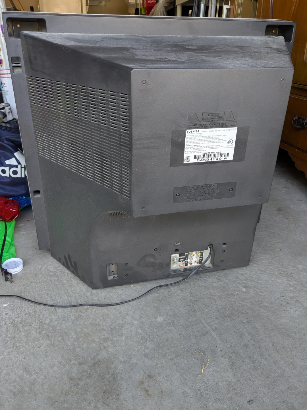 Toshiba CRT TV - photo 3