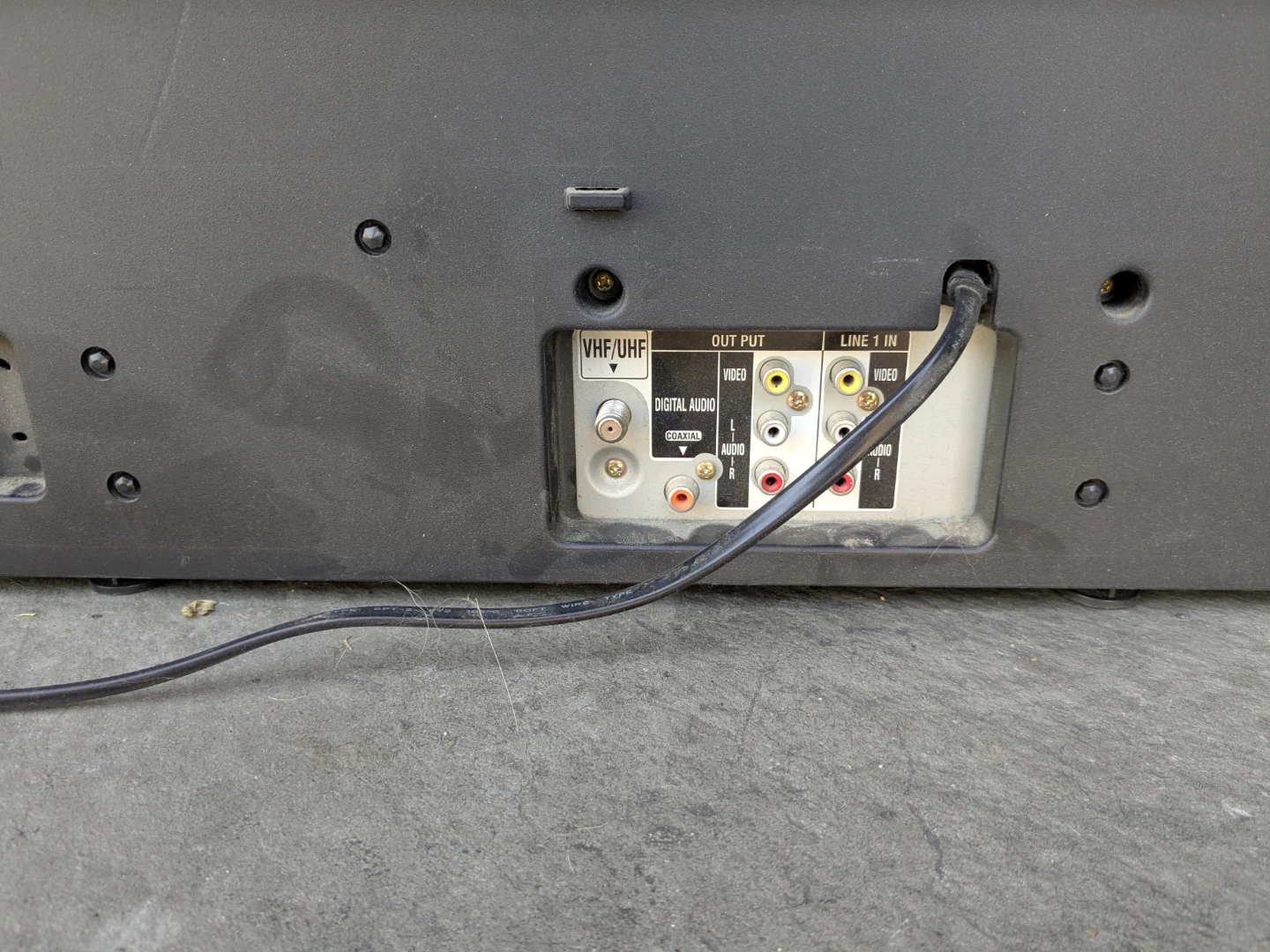Toshiba CRT TV - photo 4