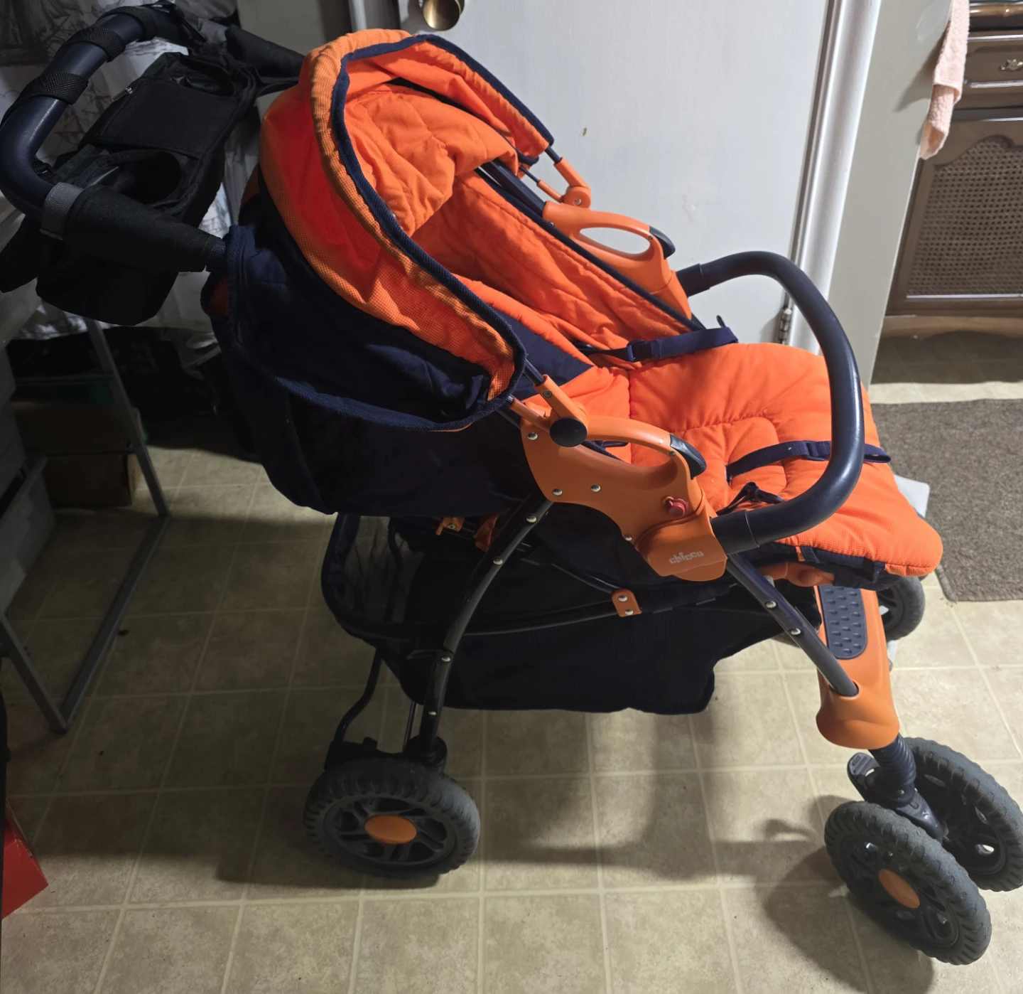 Chicco Stroller - Orange and Navy - photo 3