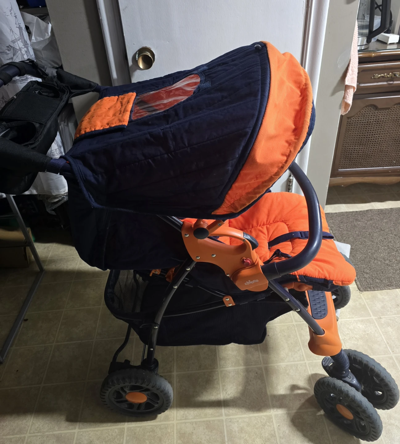 Chicco Stroller - Orange and Navy - photo 4