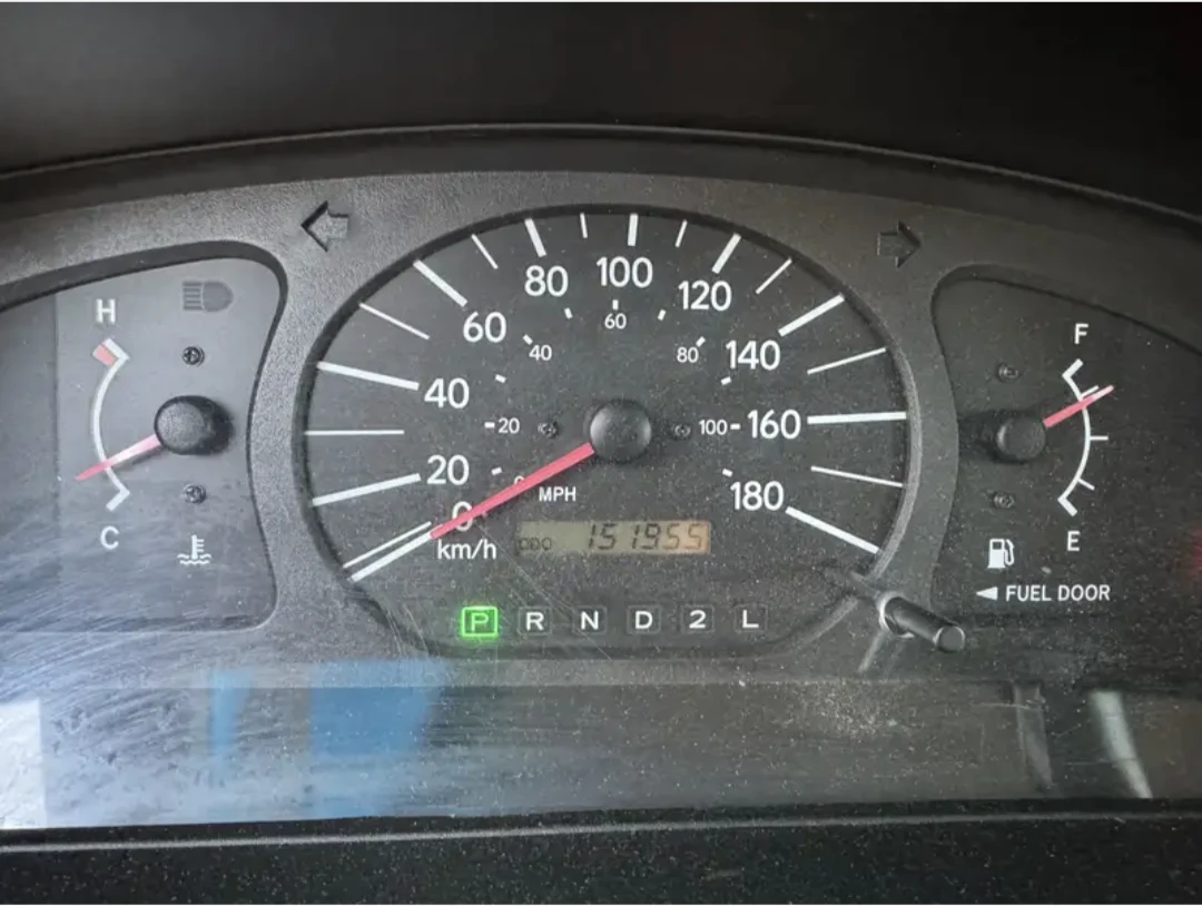 Toyota Sienna Minivan - photo 3
