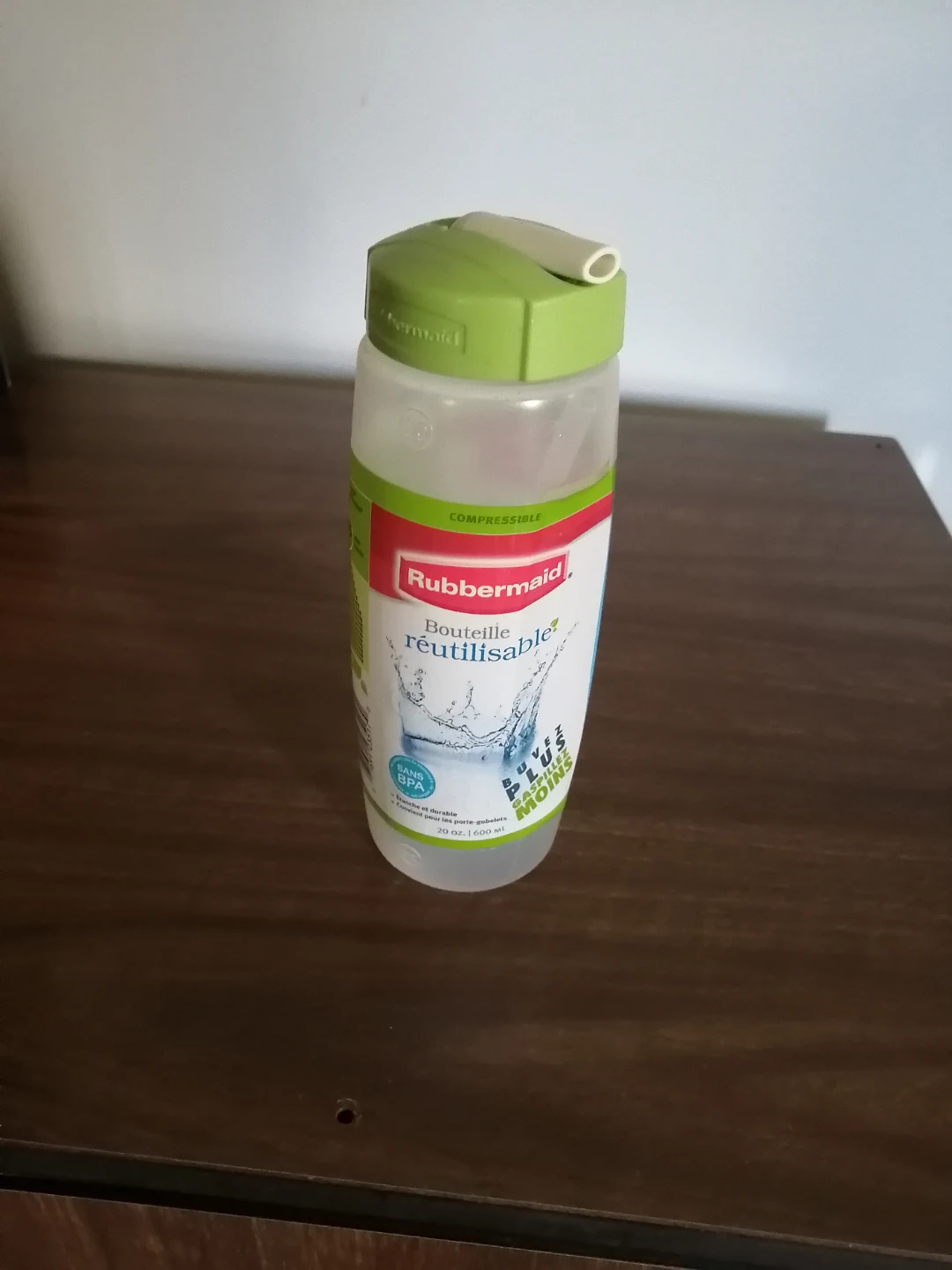 Rubbermaid Water Bottle - 30 oz - photo 2