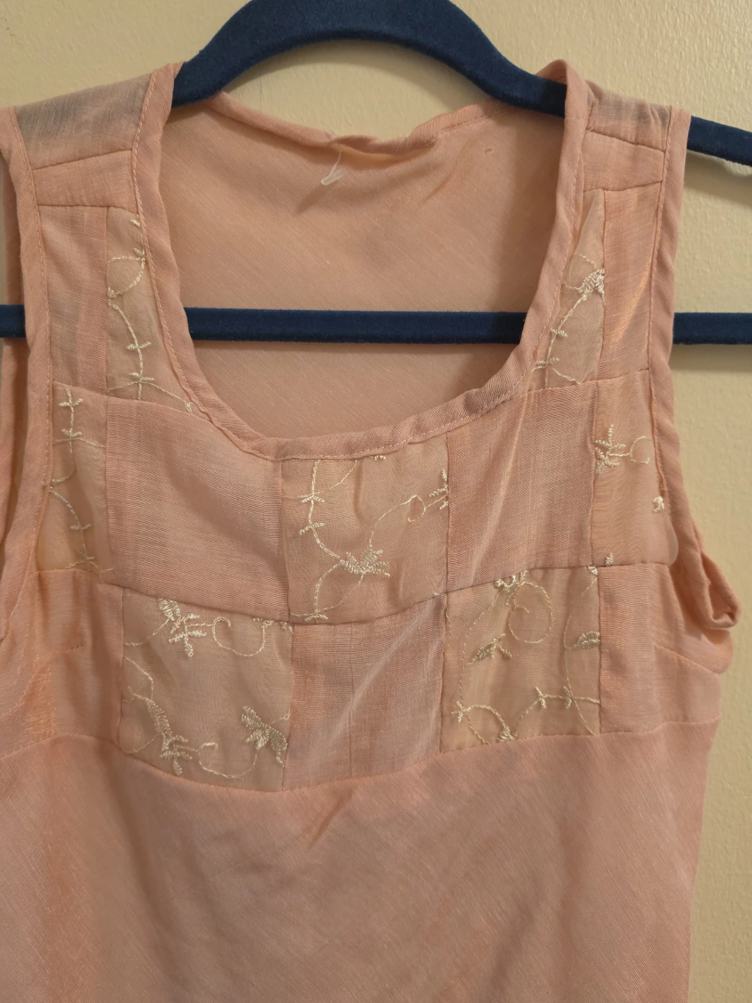 Embroidered Y2K Tank Top- extra small - photo 2