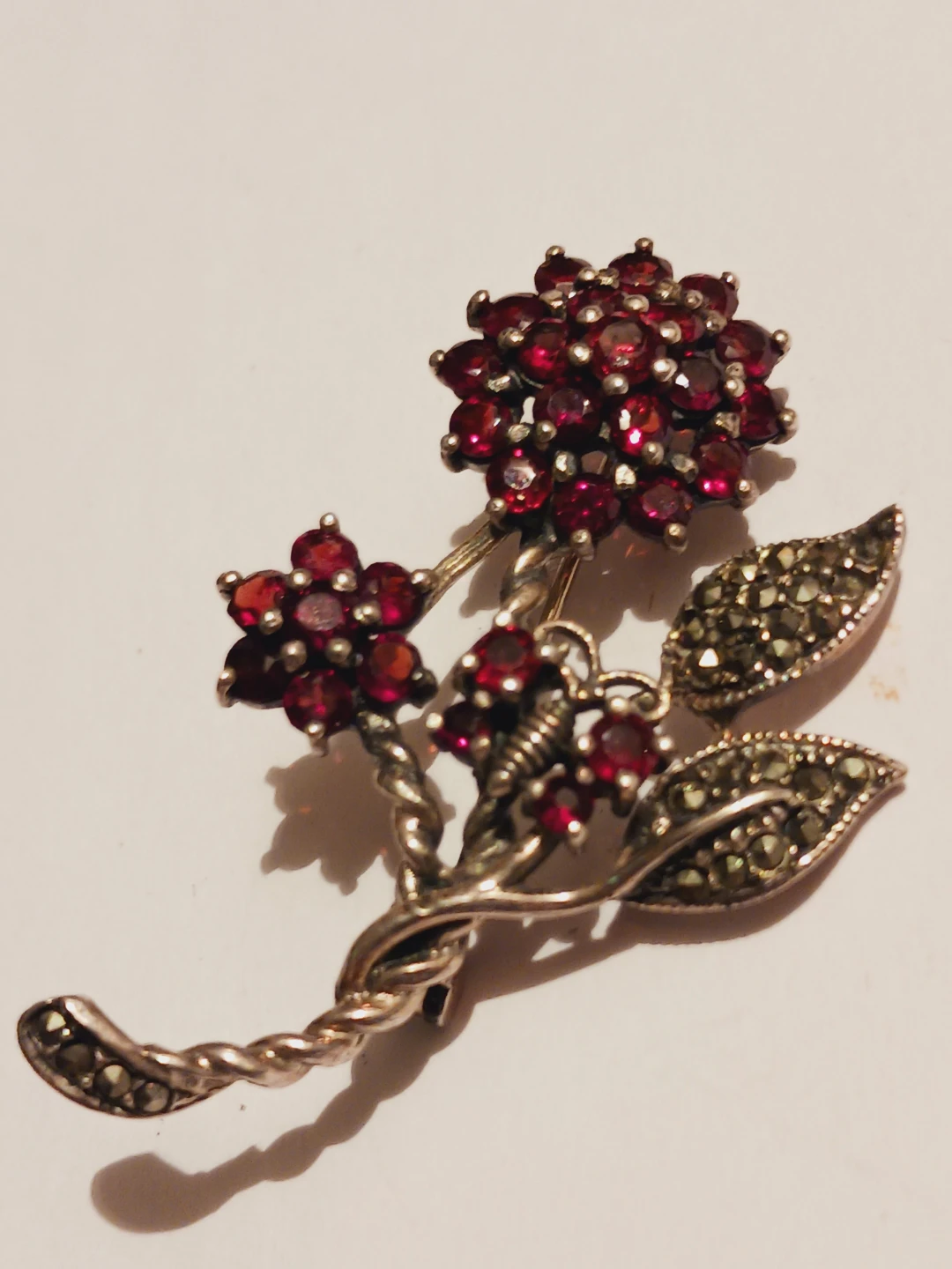 Sterling Silver 925 Genuine Garnet Gemstones Marcasite Brooch - photo 2