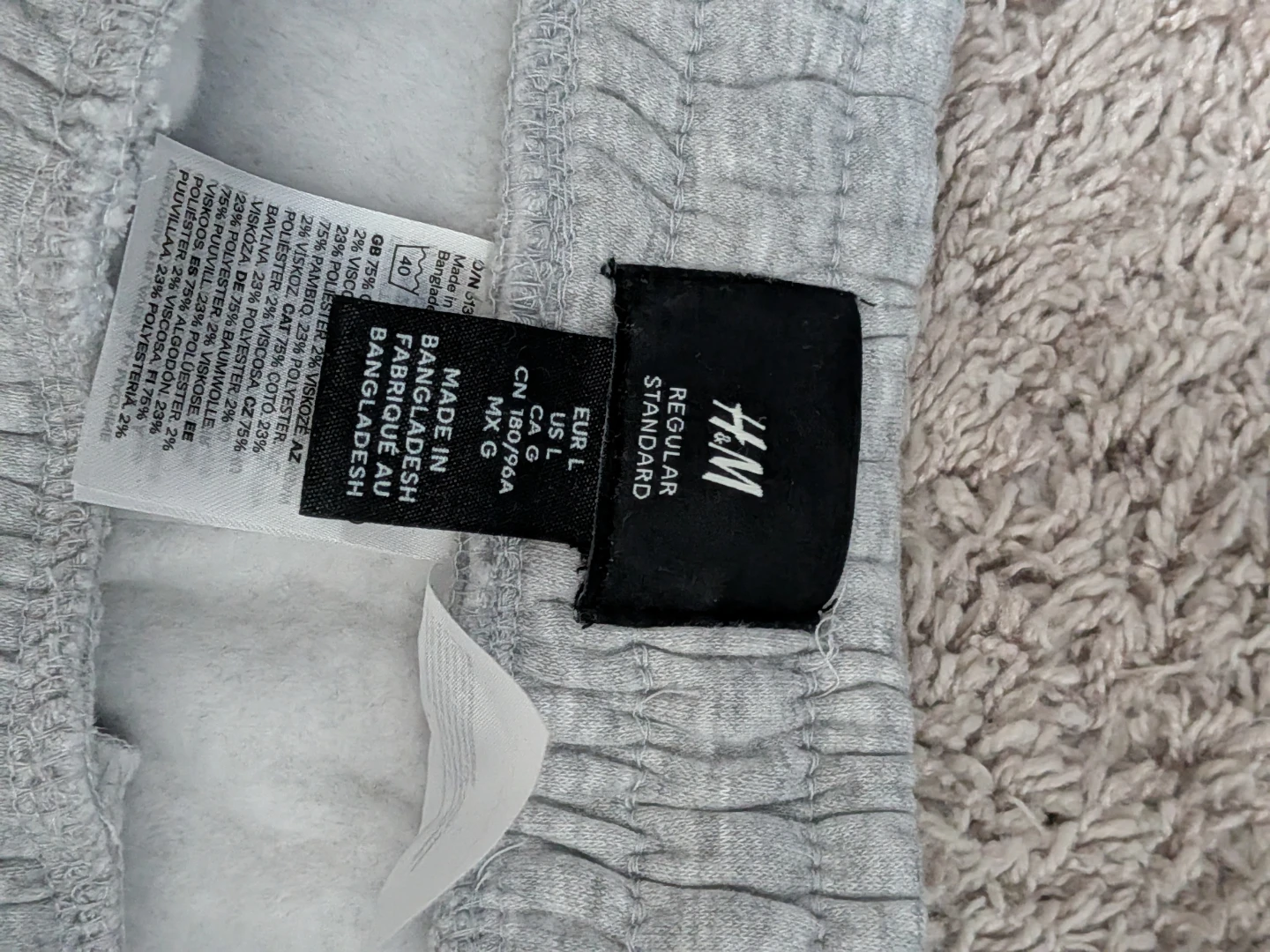 H&M Men's Grey Sweat Shorts - Size L - photo 3
