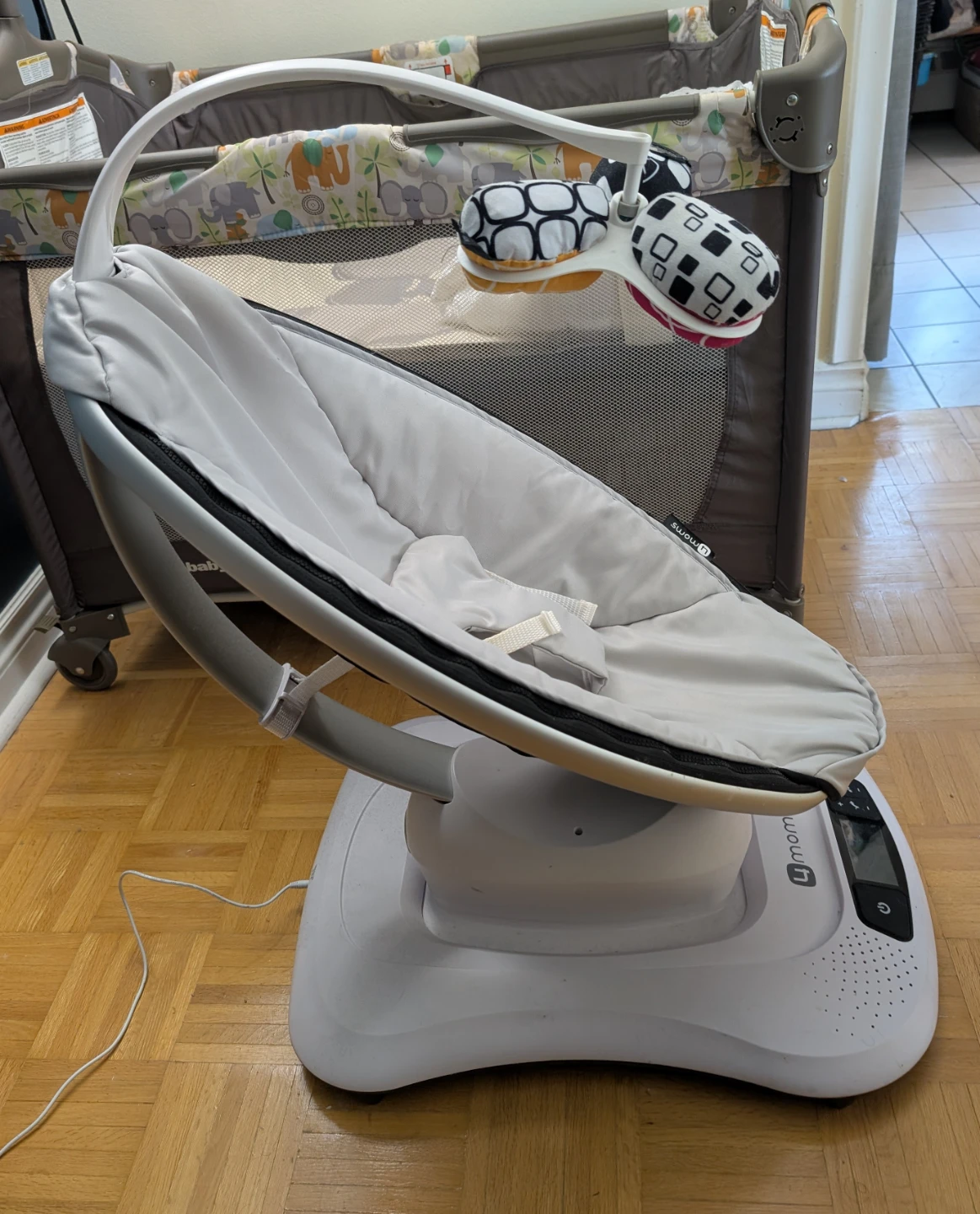 4moms MamaRoo Baby Glider - photo 2